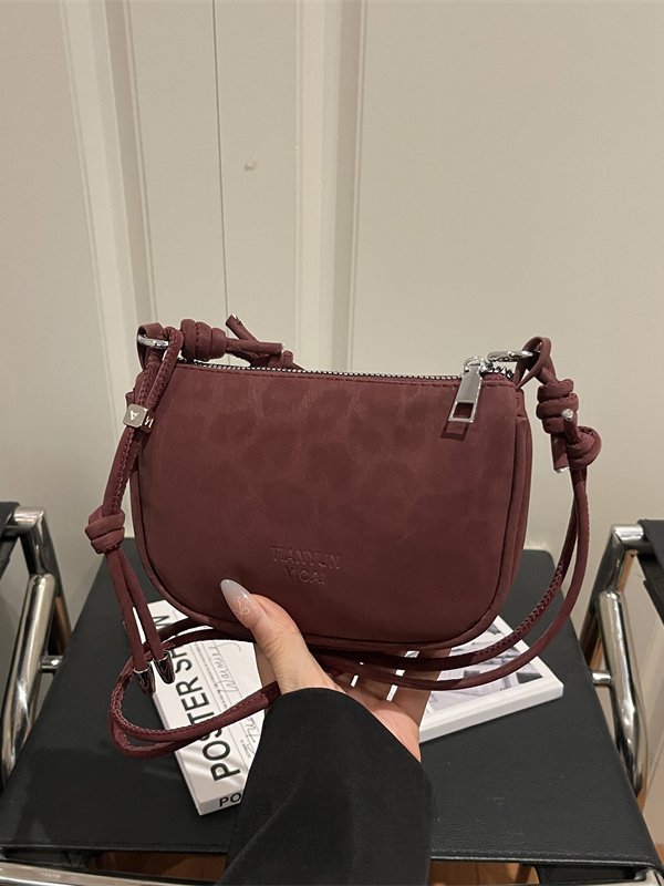 Trendige, matte Umhängetasche, – Women'S Young Bags Bewertung und Preis