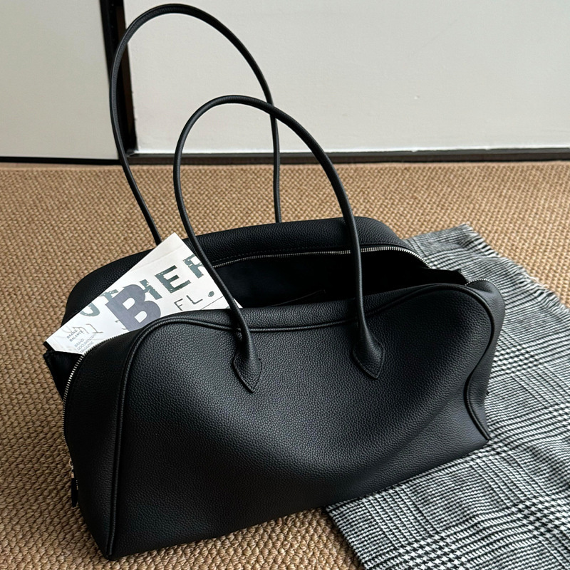 Schwarze Weiche Leder-Boston-T – Women Bags 2026 Trends Bewertung und Preis